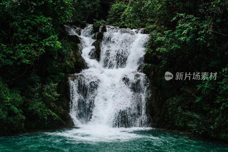 黔南荔波小七孔景区六十八级跌水瀑布