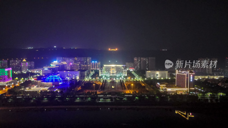 陕西宝鸡市政府夜景航拍图