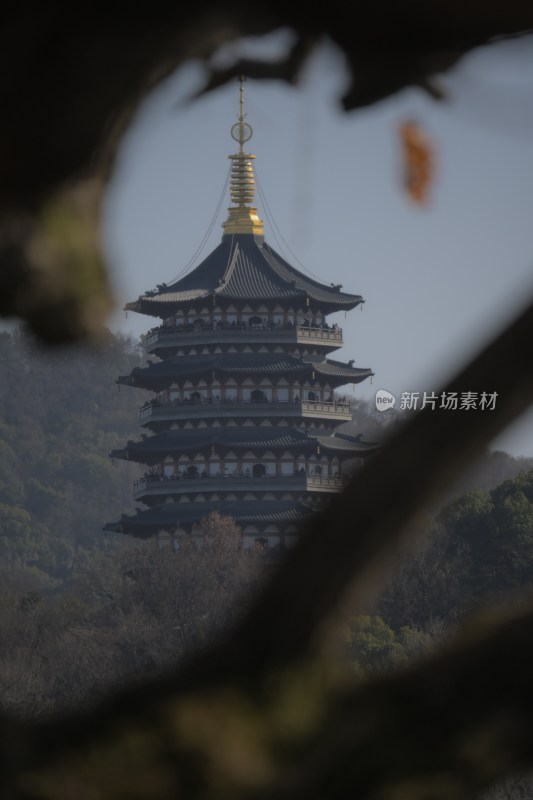 中式古塔远景