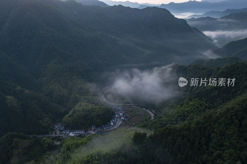 浙江开化高山群山云海航拍