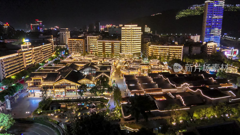 四川宜宾冠英古街夜景灯光航拍图