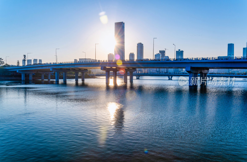 深圳湾后海二桥与滨海城市豪宅建筑