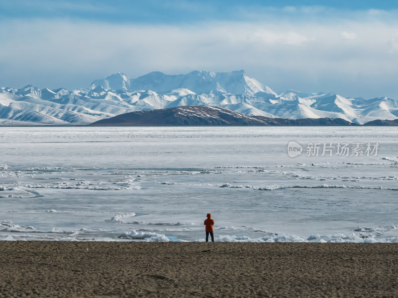 西藏那曲纳木措冰湖念青唐古拉雪山高空航拍