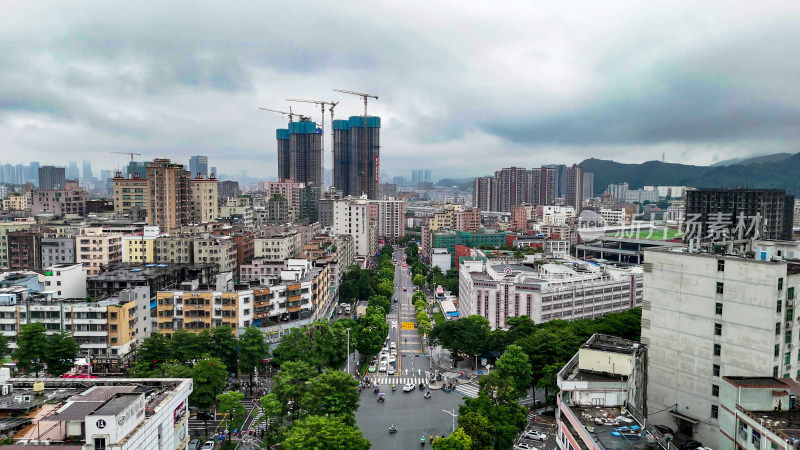 深圳龙华区城市交通航拍图