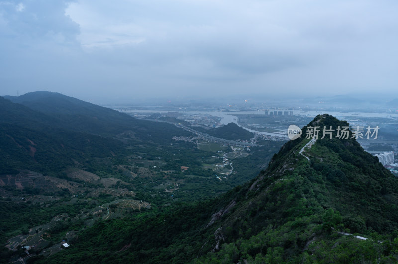 中山神湾丫髻山山顶风光