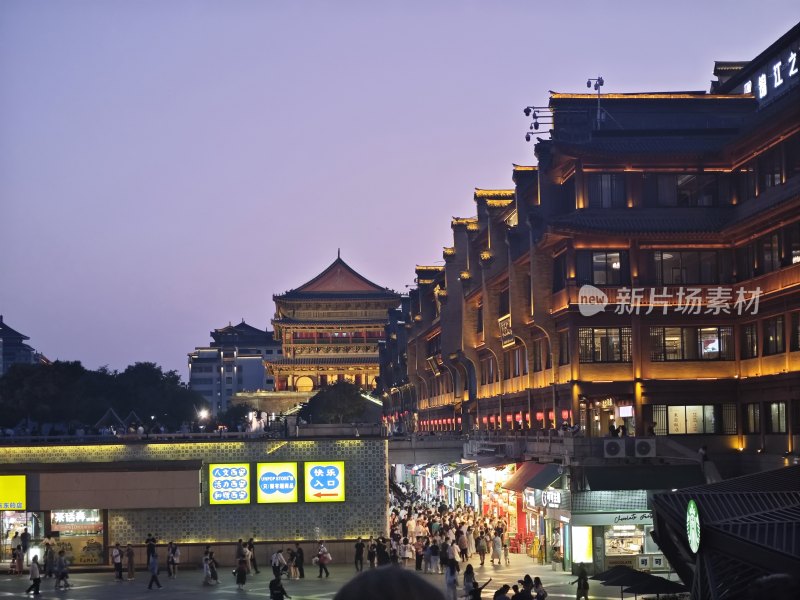 西安古城商业街夜景