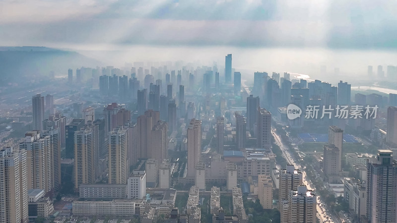 陕西宝鸡城市耶稣光航拍图