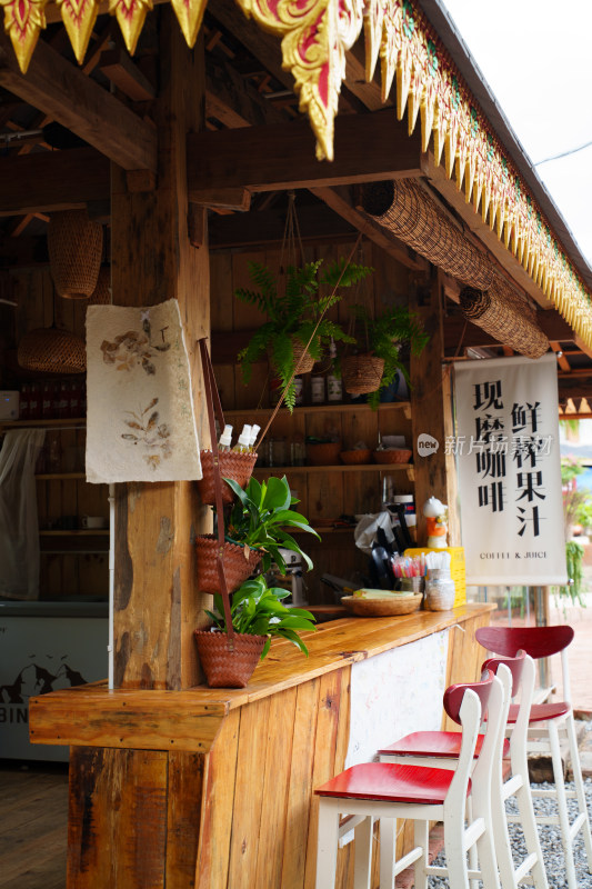 木质小屋咖啡店