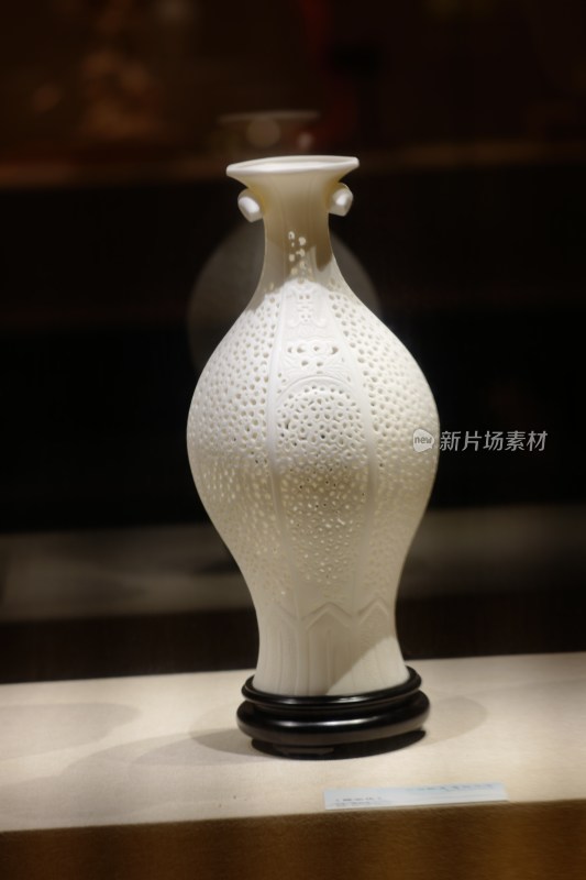 闽台缘博物馆展品及《闽台陶瓷艺术精品展》