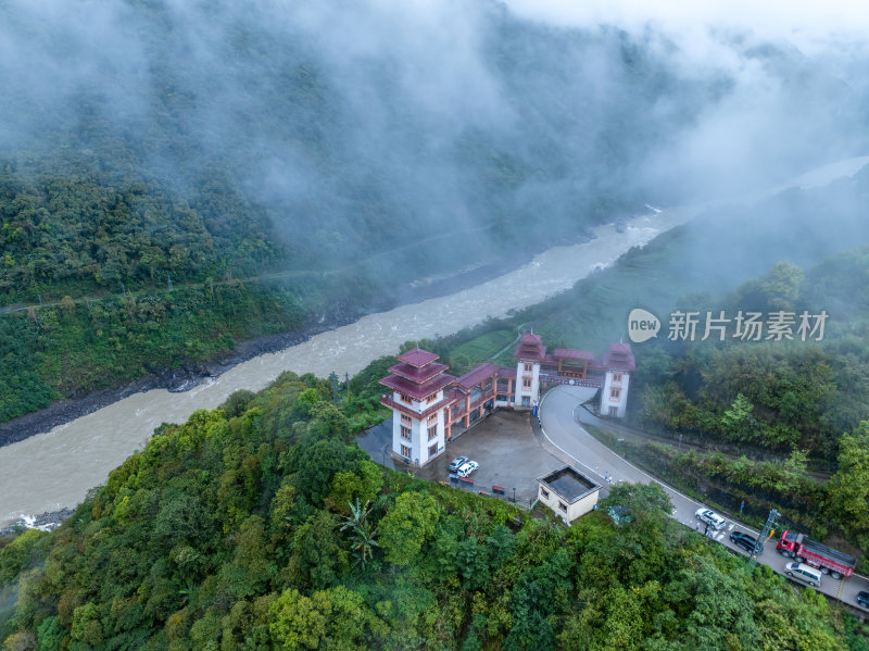 西藏林芝莲花圣地墨脱热带雨林云雾高空航拍