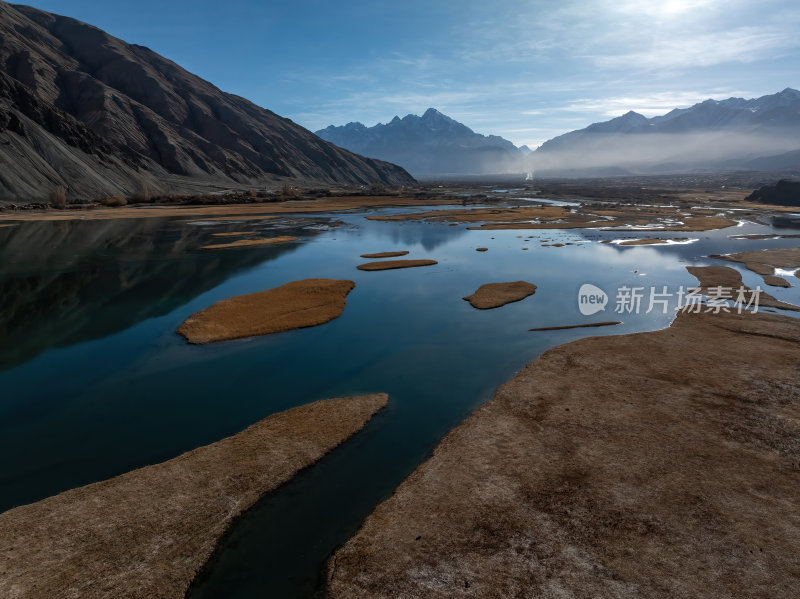 新疆喀什塔县帕米尔高原塔合曼湿地河道航拍