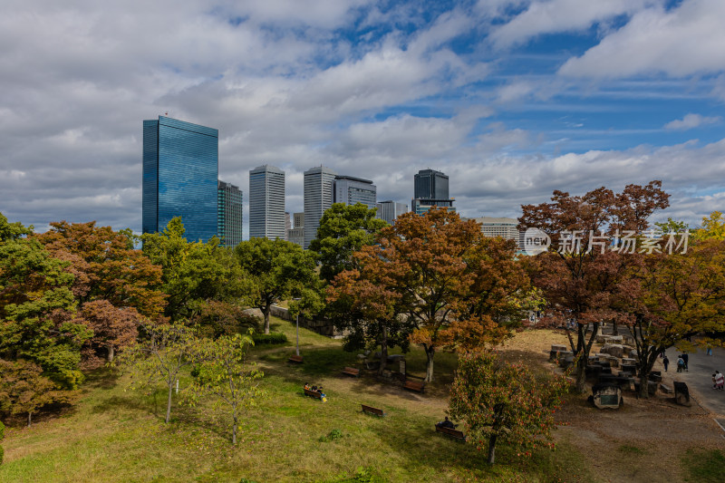 大阪城公园里的秋天