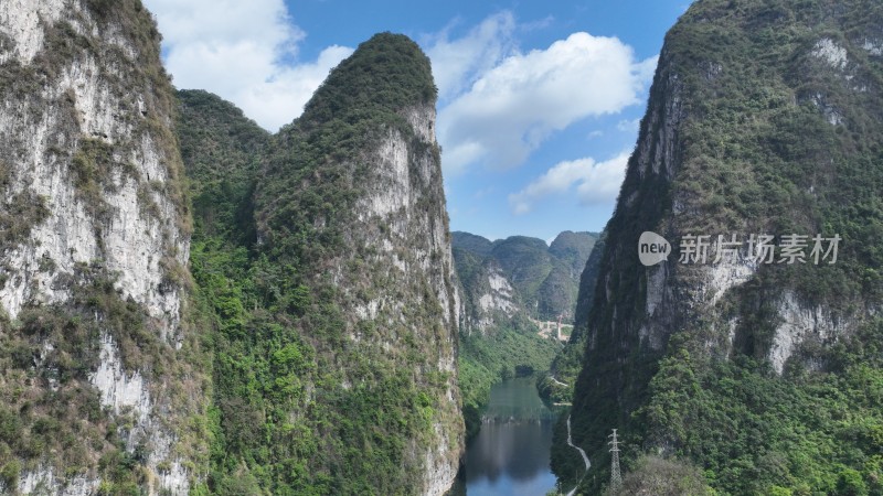 航拍广西河池小三峡喀斯特地貌上峡谷