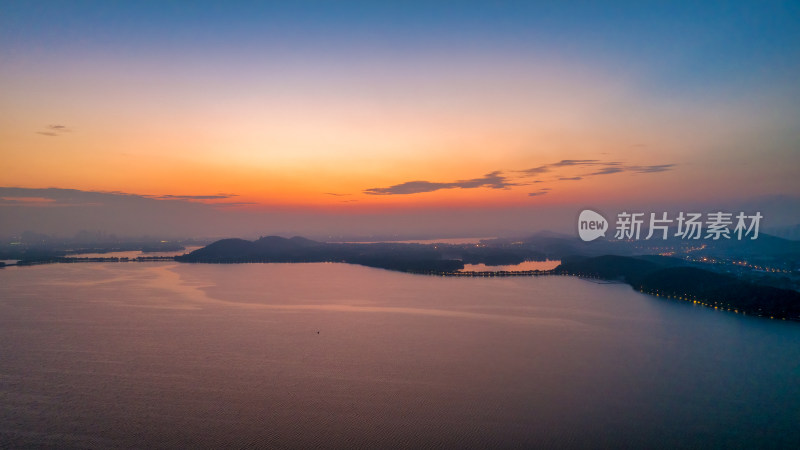 湖北武汉东湖日出