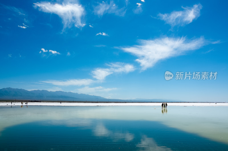 青海海西州茶卡盐湖旅游景区雪白盐湖风光