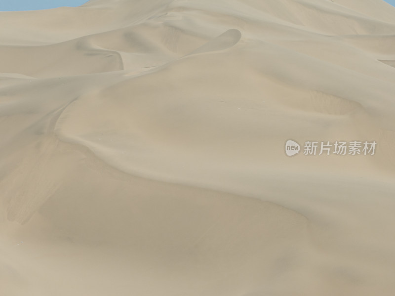 中国新疆库木塔格沙漠