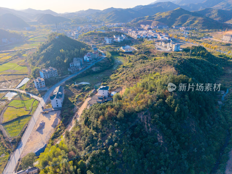 航拍大山乡村公路农田