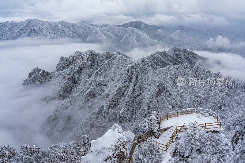 山川大雪云海航拍风景观景台