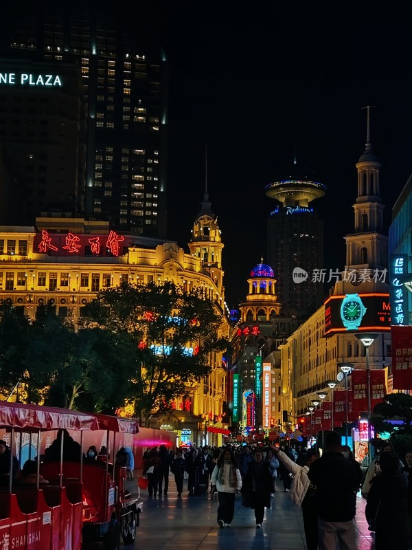 上海南京路步行街夜景