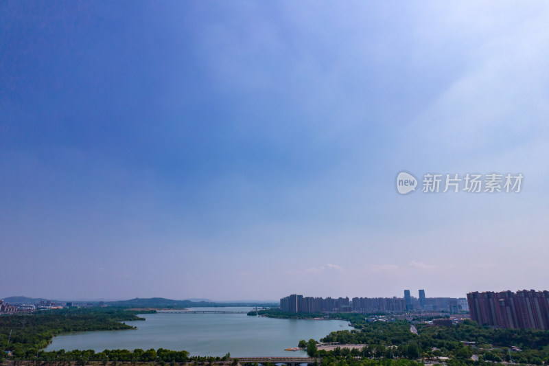 安徽蚌埠龙湖三桥同框航拍图