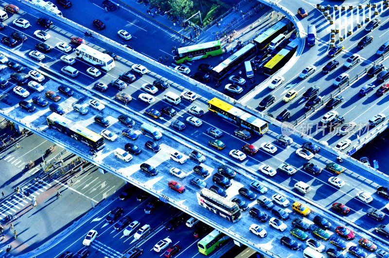 6《魅力CBD组照-车水马龙》