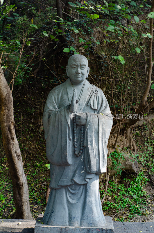 洛阳龙门石窟香山寺禅宗高僧七祖神会石雕