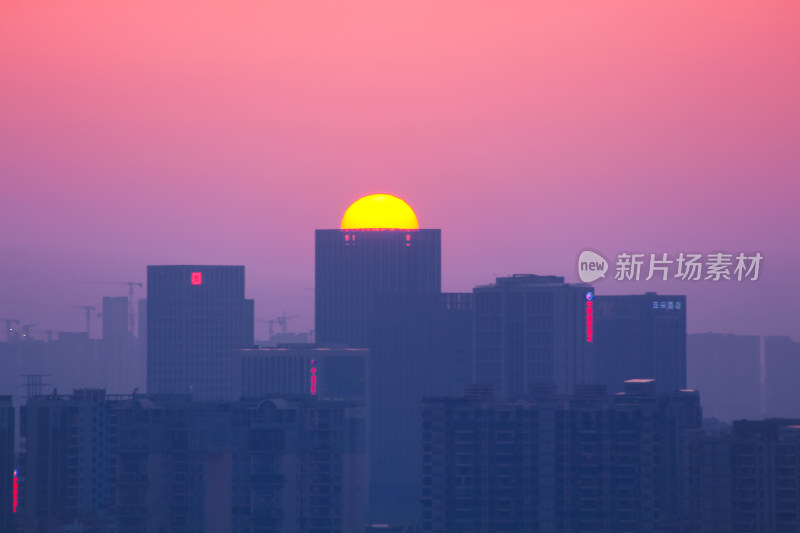 氛围感都市日落剪影