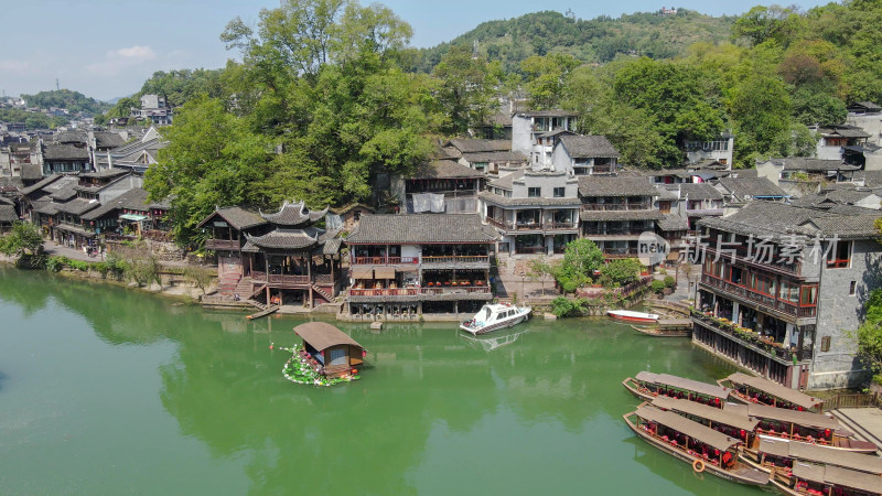 航拍湖南湘西凤凰古城5A景区