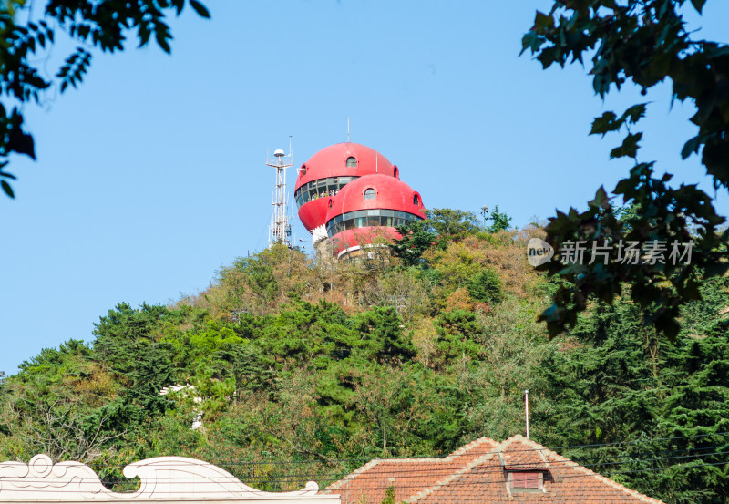 山东省青岛市信号山公园旋转观景楼