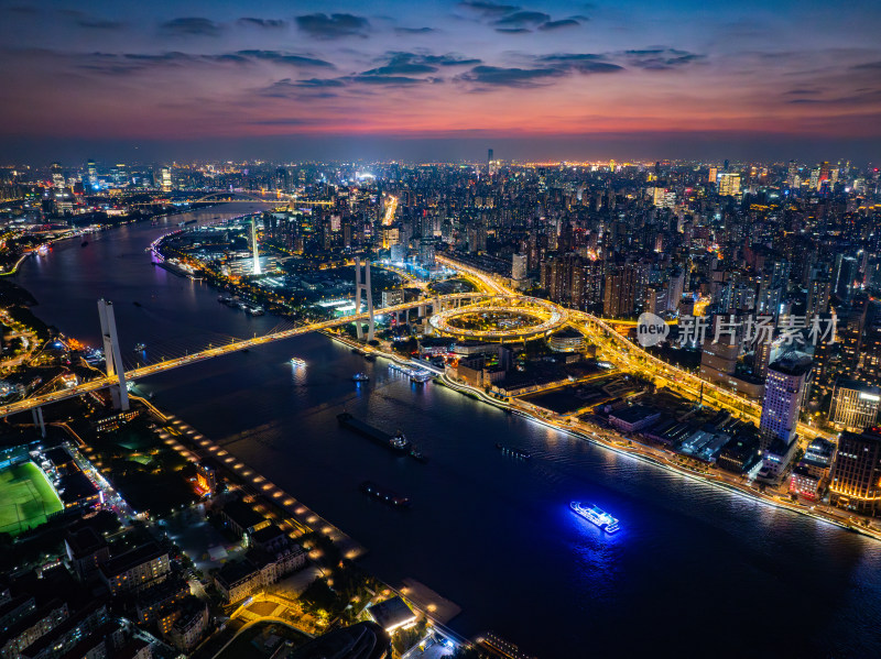 航拍上海黄浦江南浦大桥夜景