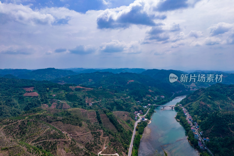 山川丘陵橙子橘子种植基地航拍摄影图