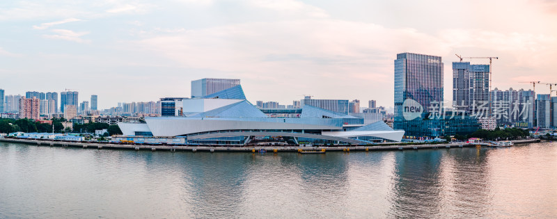 中国广东省广州市荔湾白鹅潭大湾区艺术中心