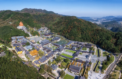 宁波奉化雪窦山雪窦寺弥勒大佛千丈岩