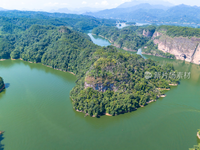 福建泰宁大金湖丹霞地貌航拍图