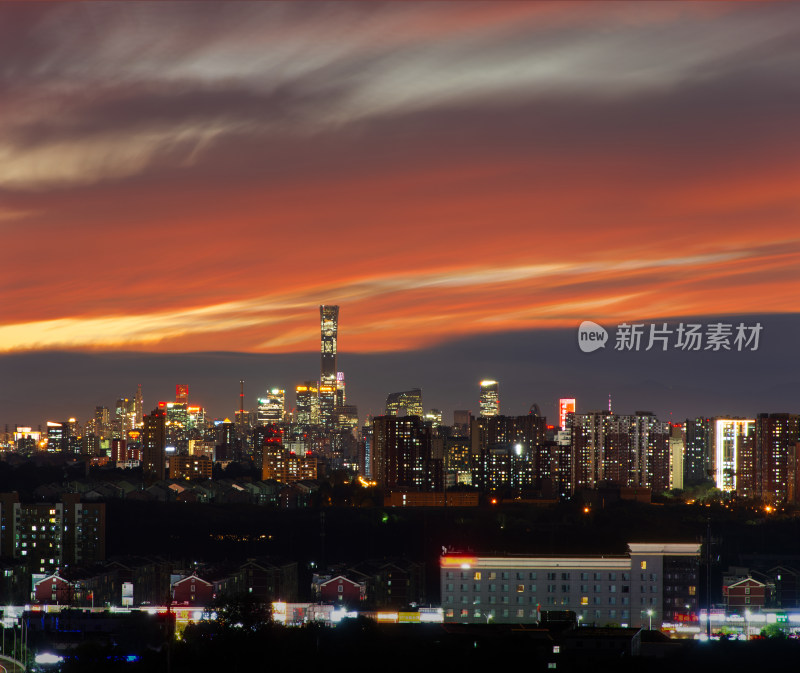 雨后北京国贸CBD天际线的晚霞景观