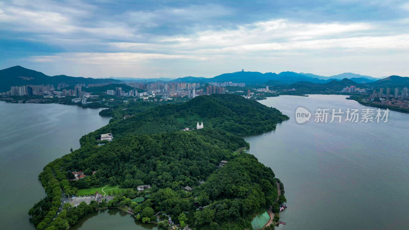 航拍湖北黄石磁湖风景区