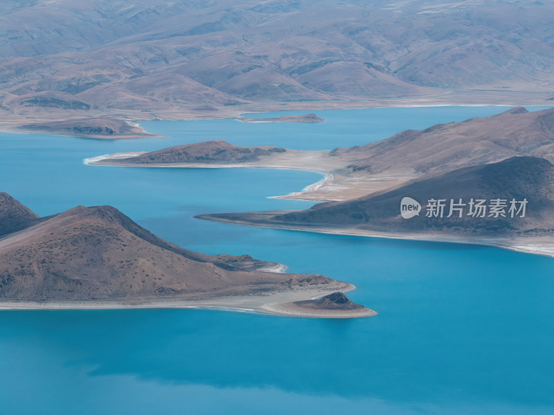 西藏山南羊卓雍措圣湖神湖蓝色高空航拍