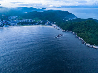 海上岛屿南澳岛航拍图