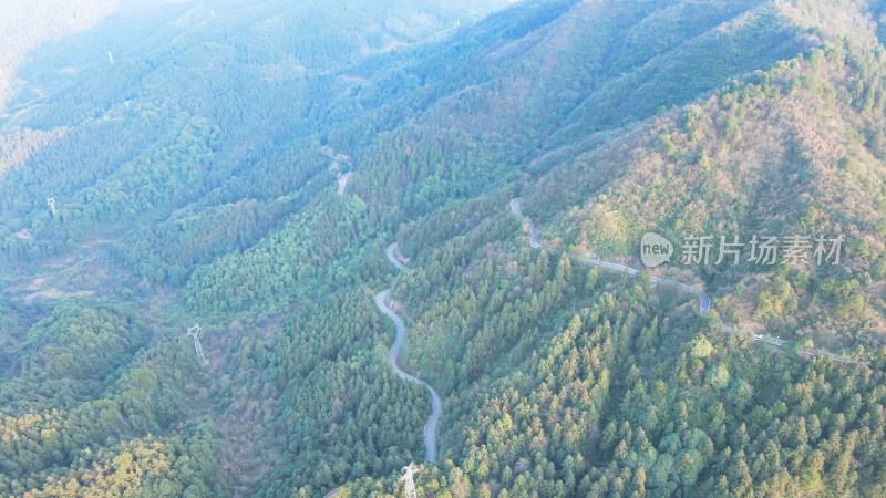 航拍蜿蜒盘山公路