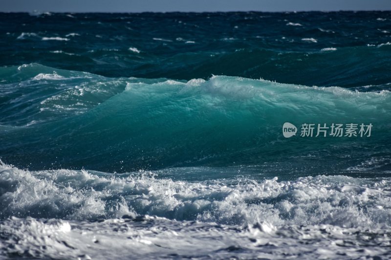 大海浪潮汹涌海浪波涛汹涌浪花巨浪