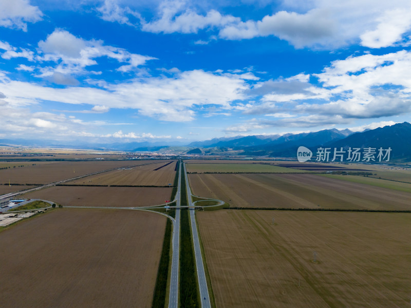 青海源门农业种植航拍图