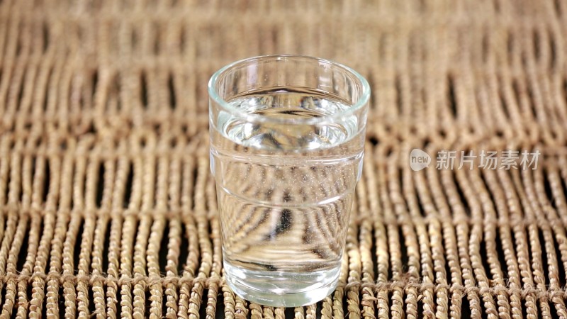 玻璃杯透明杯子酒杯口杯