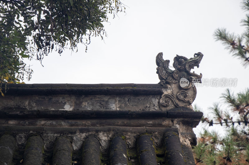 山西忻州南禅寺屋顶装饰