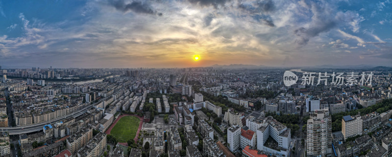 江西赣州日落晚霞全景