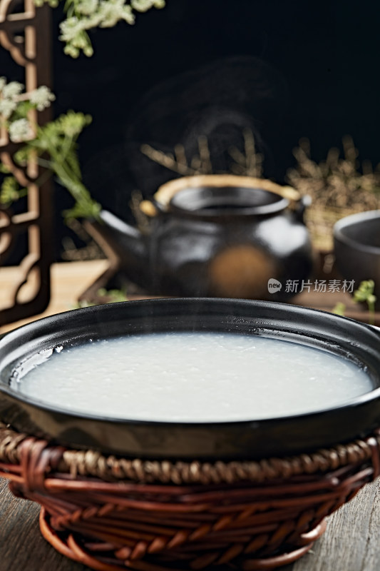 港式茶餐砂锅白米粥