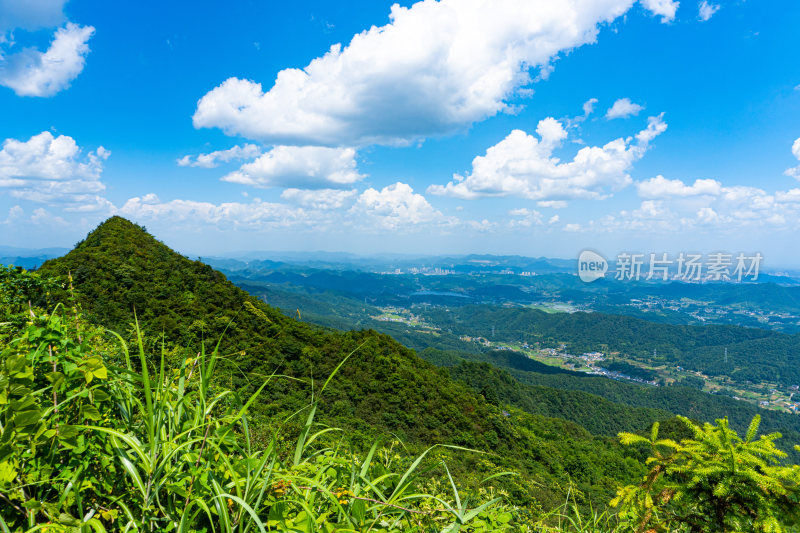 自然风光自然山旅游风景户外延时风光山脉