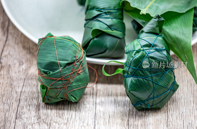 中国传统节日端午节包粽子美食