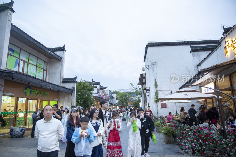 江西婺源婺女州表演景色