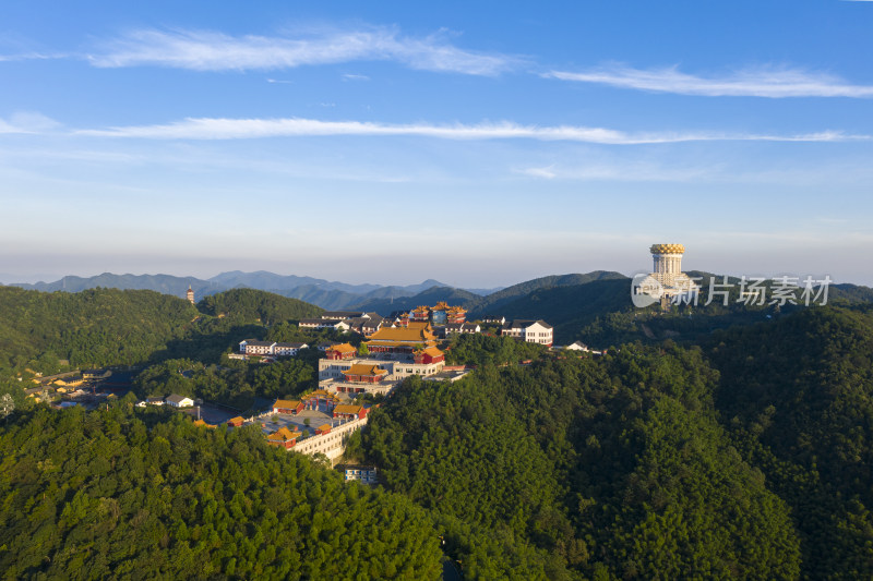 绍兴会稽山兜率天宫与龙华寺建筑风光