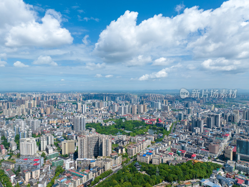 晴天蓝天白云 航拍湖南衡阳雁峰区城市风光